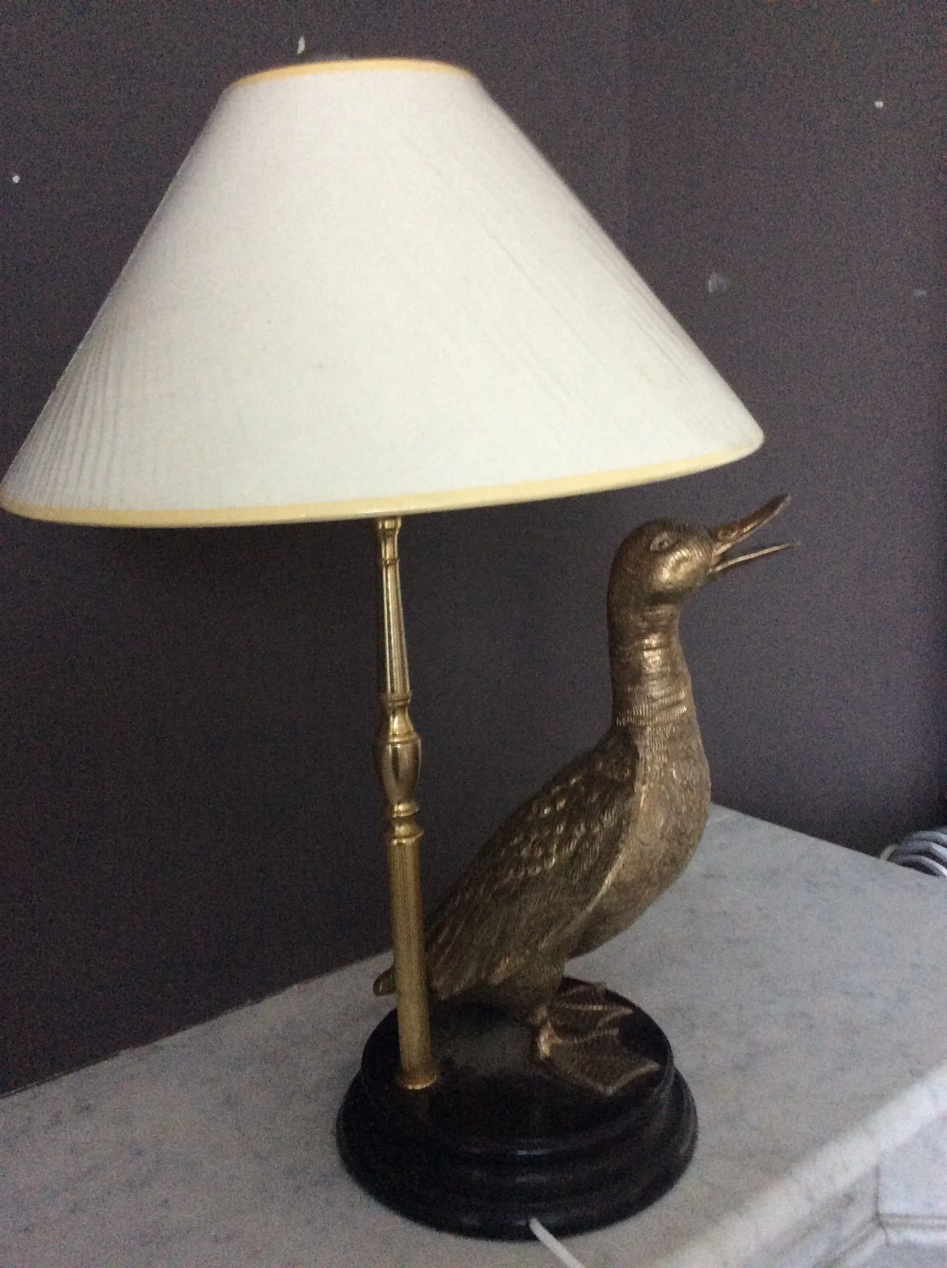 Art deco antique brass lamp with figurine duck r1980